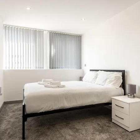 Modern 1 Bedroom Yeadon Apartment Exterior photo