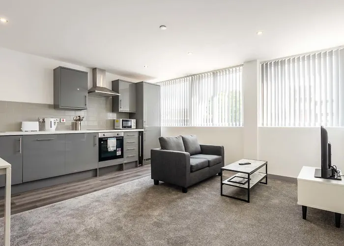 Modern 1 Bedroom Yeadon Apartment