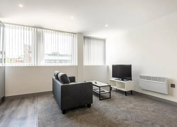 Modern 1 Bedroom Yeadon Apartment