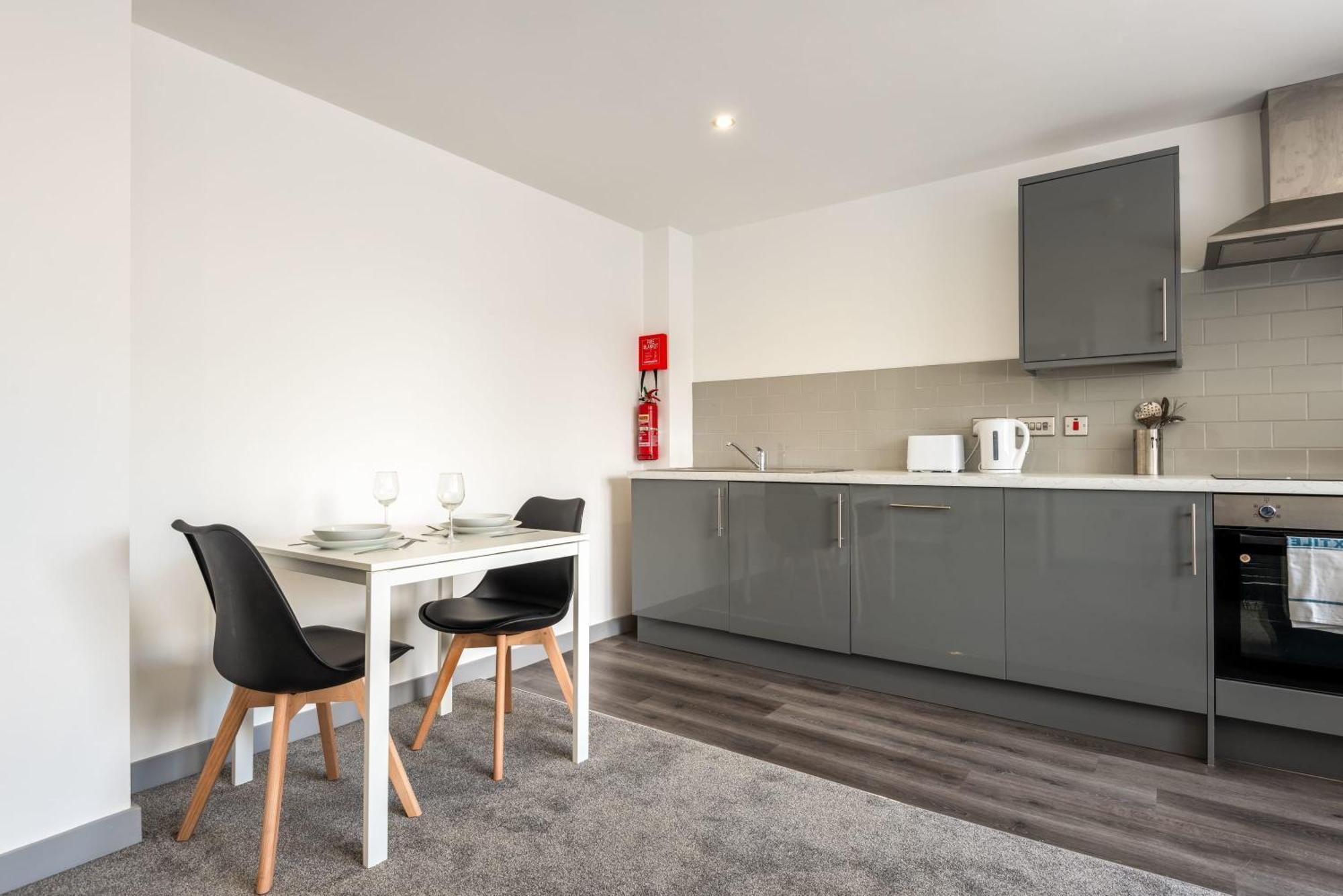 Modern 1 Bedroom Yeadon